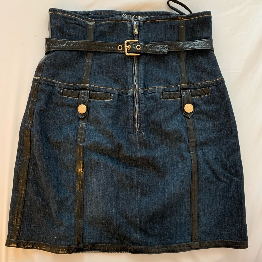 Dolce & Gabbana Skirt- 90s trend!